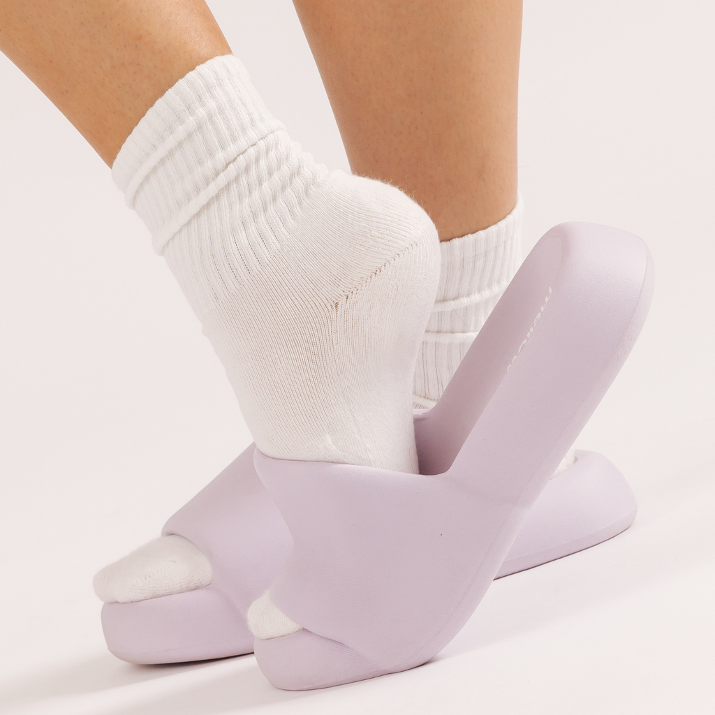 MellowSoft™ Cloud Slides: Gray / L (W8–9 / M7–8)