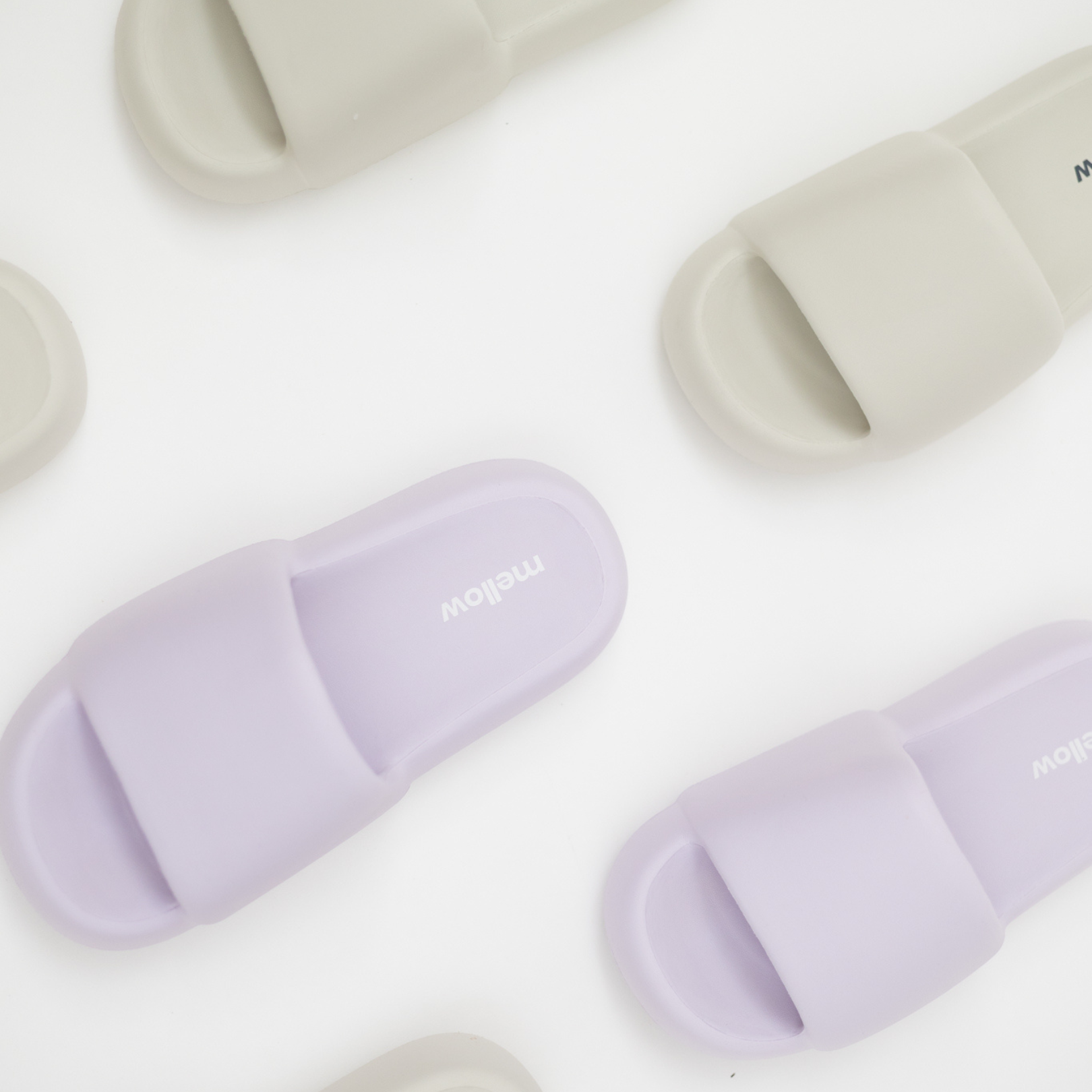 MellowSoft™ Cloud Slides: Gray / L (W8–9 / M7–8)